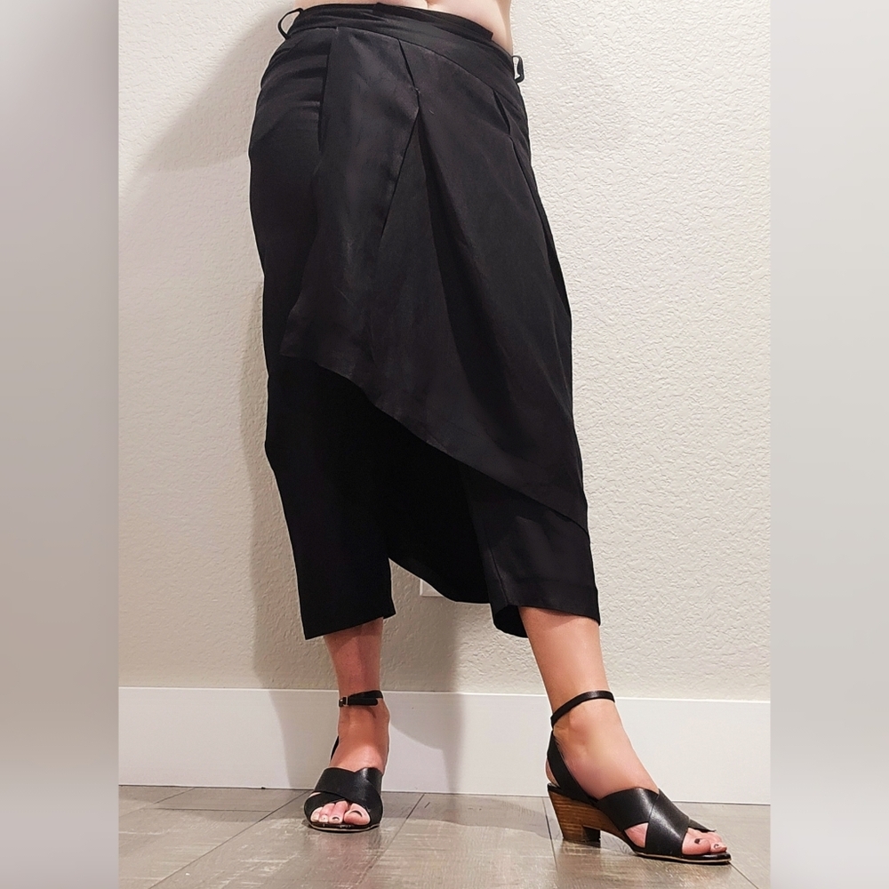 STiLAB avante garde Italian designer asymmetrical wrap crop pants